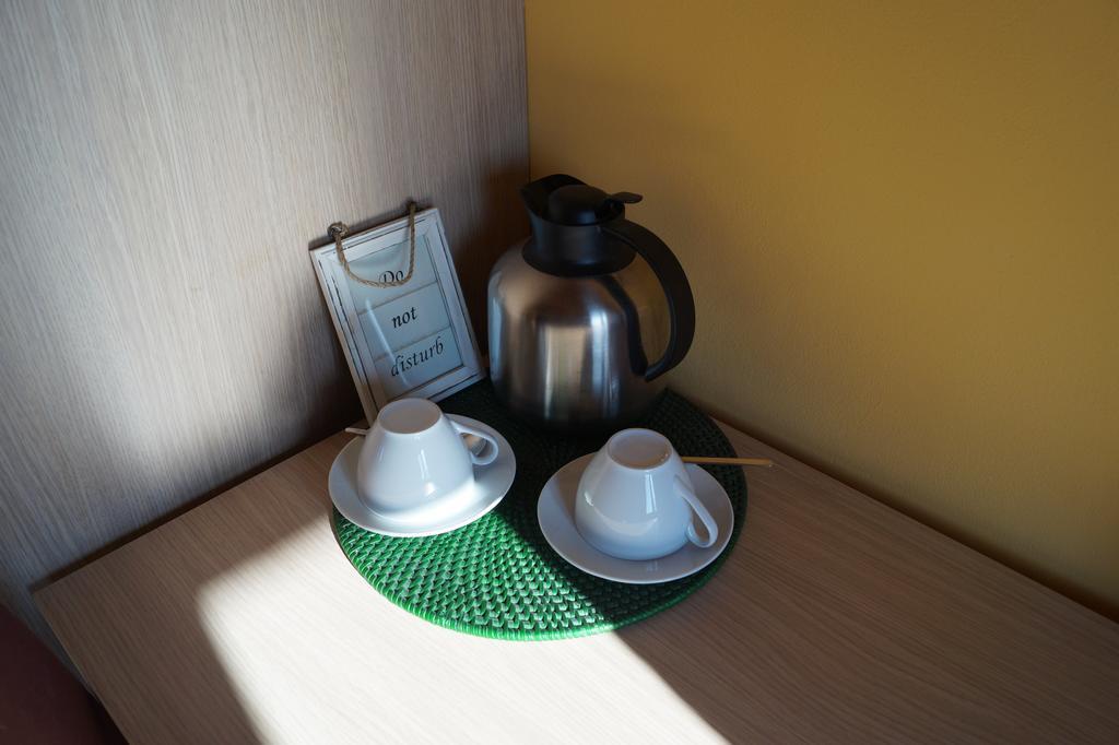 Conte Pietro Room&Breakfast Ferrara Exteriör bild