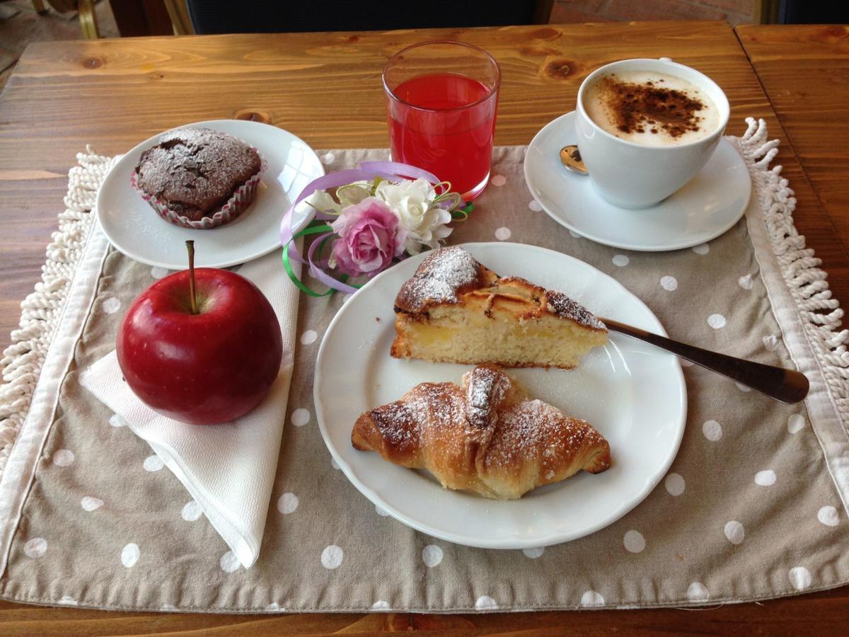 Conte Pietro Room&Breakfast Ferrara Exteriör bild