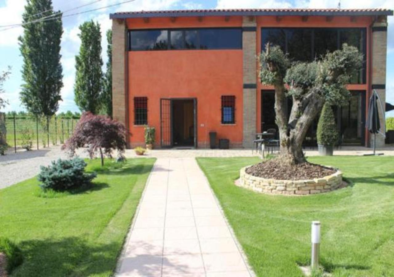 Conte Pietro Room&Breakfast Ferrara Exteriör bild